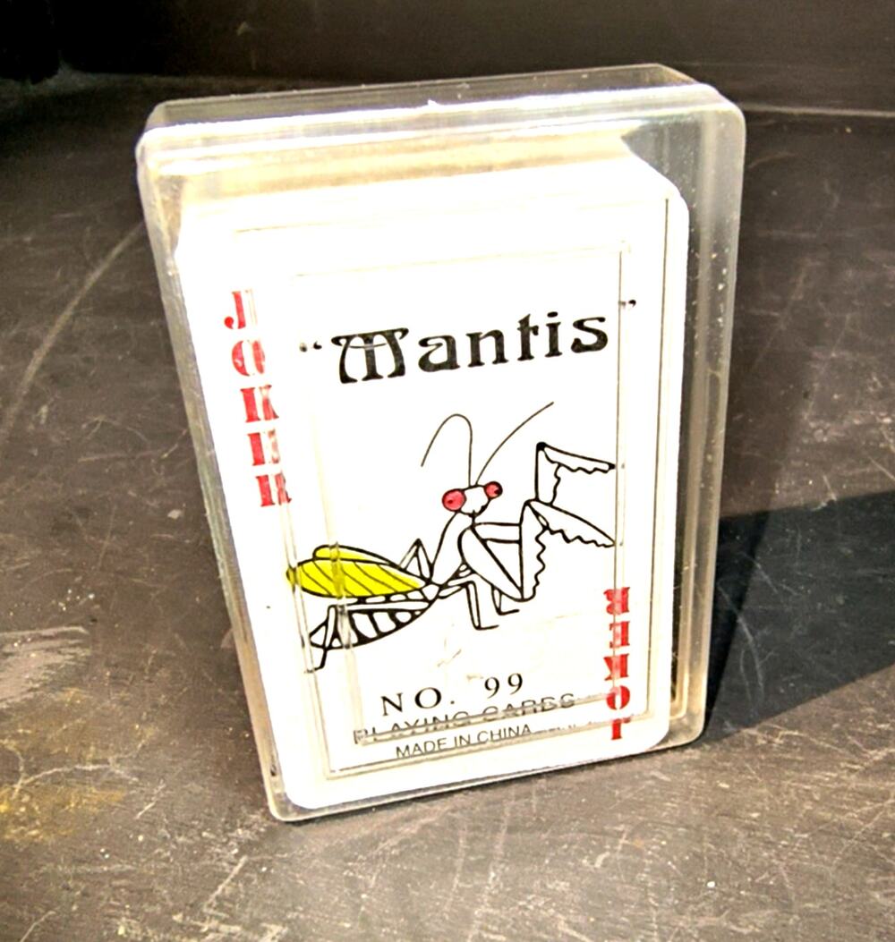1676.  New Sealed Mantis Playing Cards Mini